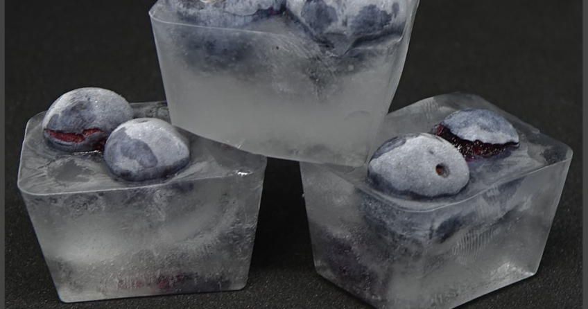 Blaubeeren Eiswürfel selber machen - Eismaschinen Tests com - Bild